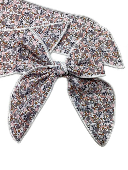 Oversized Edged Bows