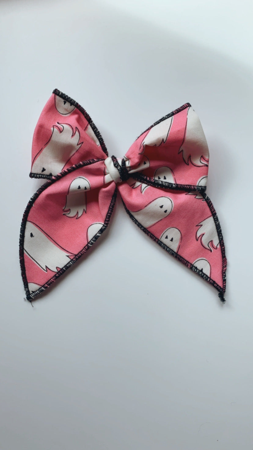 Ghost Babe Oversized Edged Bow