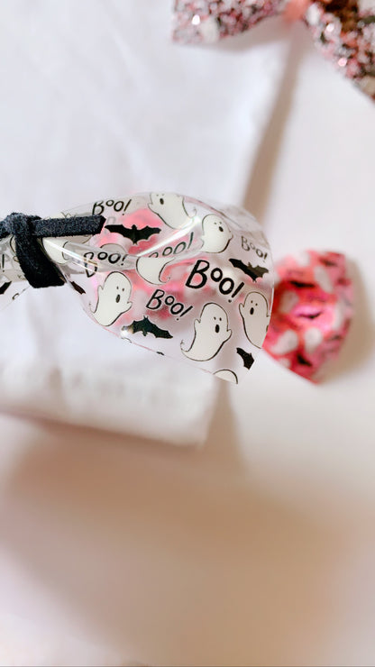 Pink ghosts bows