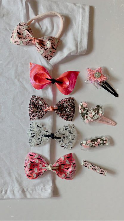 Pink ghosts bows